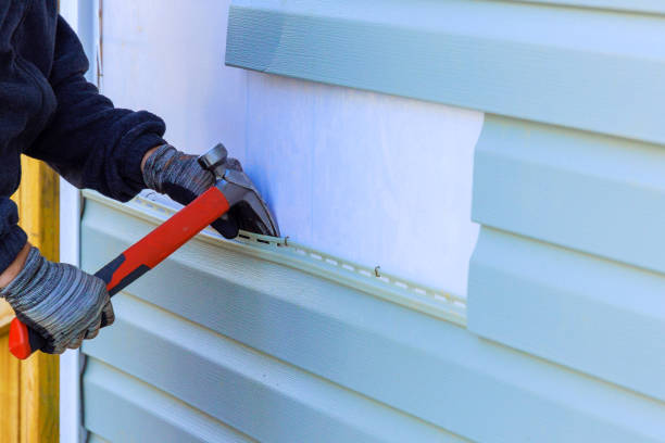Reliable Emergency Siding Repair contractor in Rolling Meadows, IL by Squared Siding